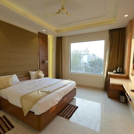 Hotel Rr 62-Jaipur City Centre Hotel Екстер'єр фото