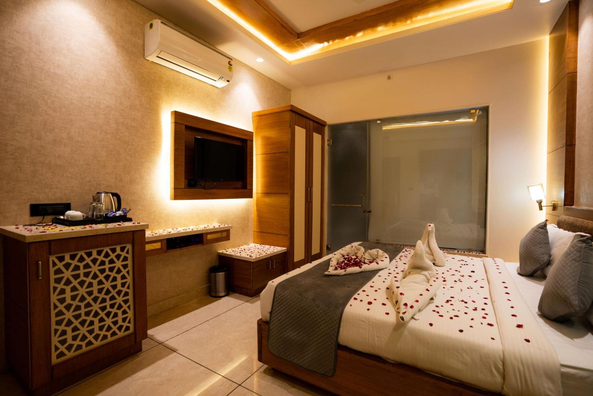 Hotel Rr 62-Jaipur City Centre Hotel Екстер'єр фото