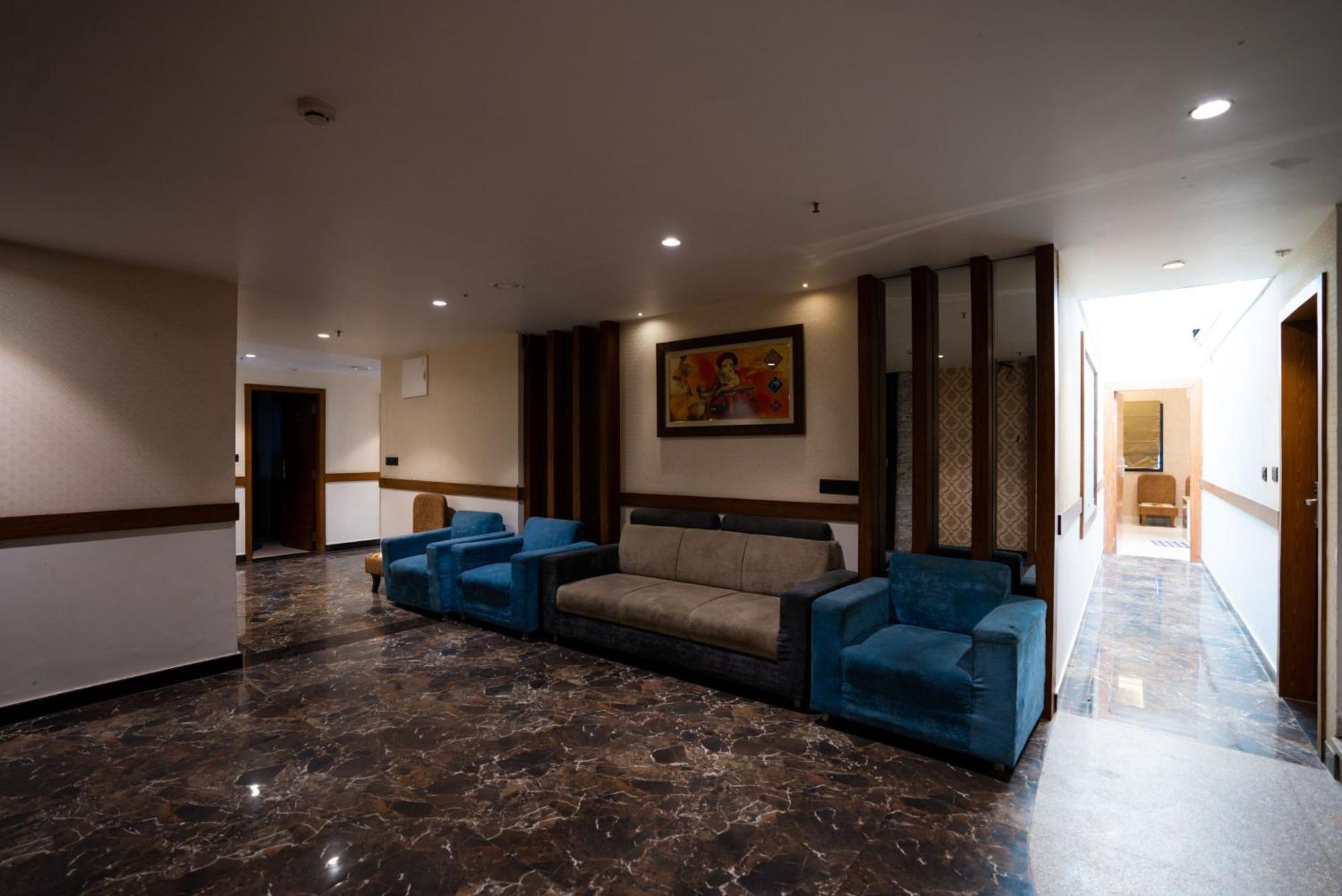 Hotel Rr 62-Jaipur City Centre Hotel Екстер'єр фото