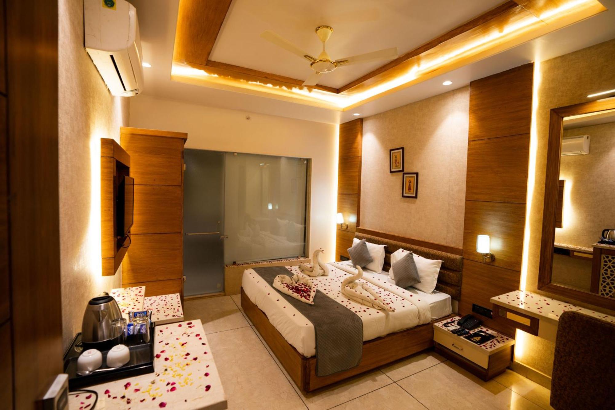Hotel Rr 62-Jaipur City Centre Hotel Екстер'єр фото