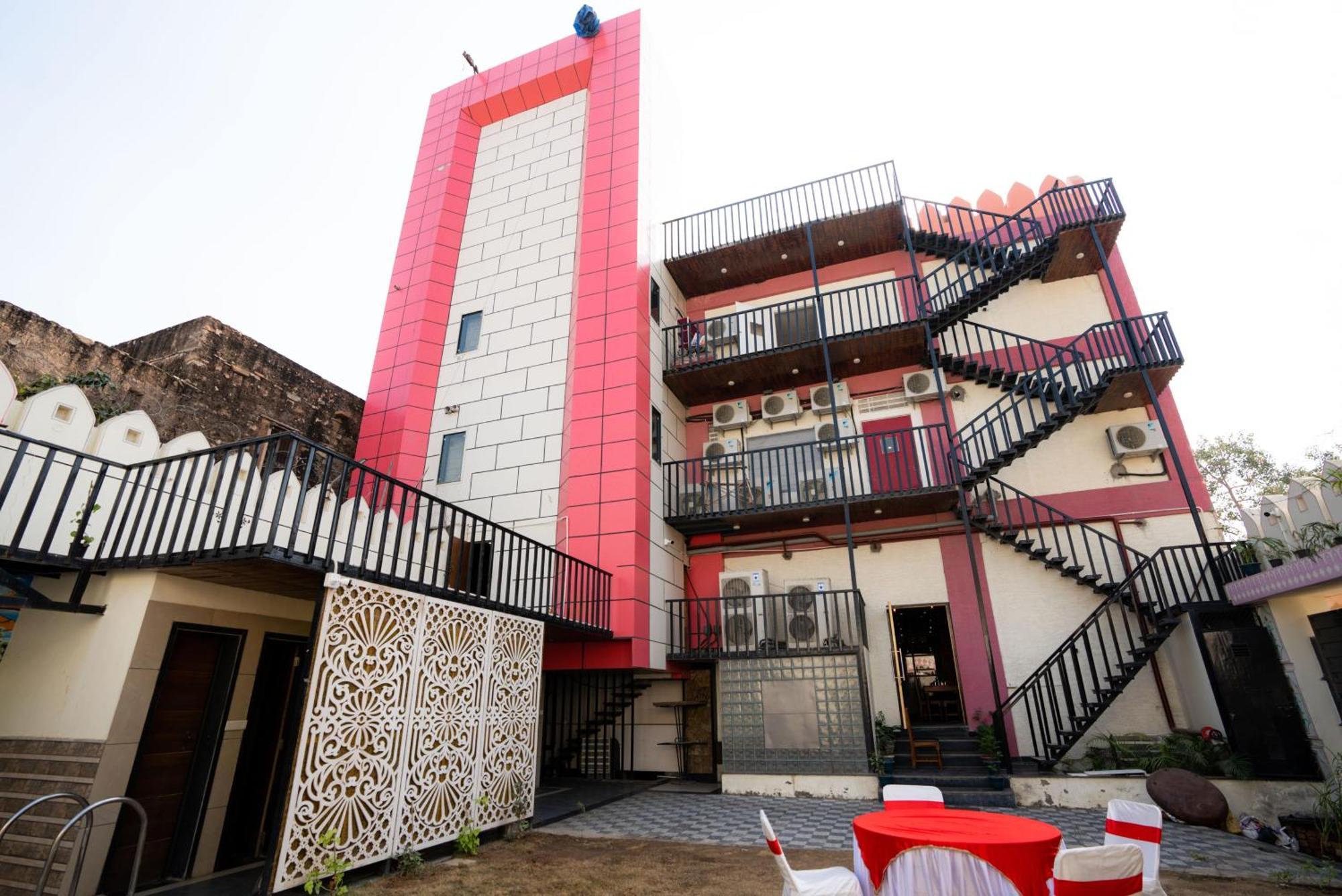 Hotel Rr 62-Jaipur City Centre Hotel Екстер'єр фото