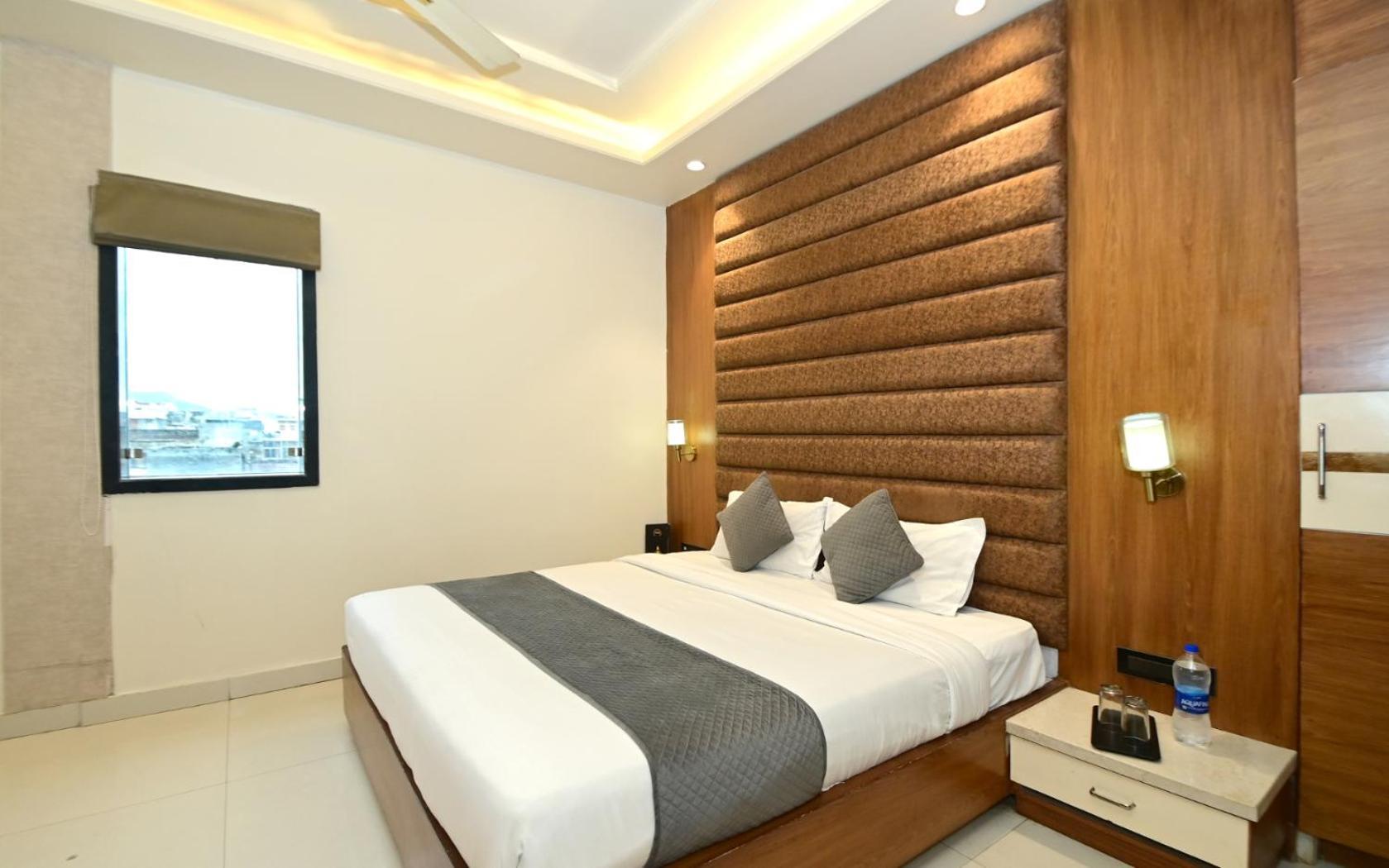Hotel Rr 62-Jaipur City Centre Hotel Екстер'єр фото