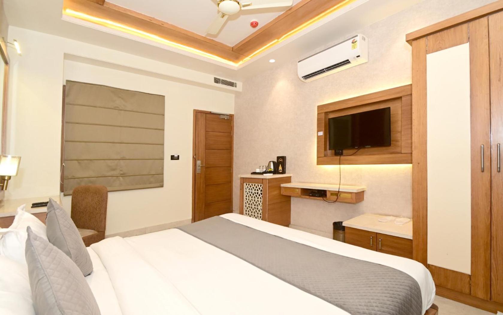 Hotel Rr 62-Jaipur City Centre Hotel Екстер'єр фото