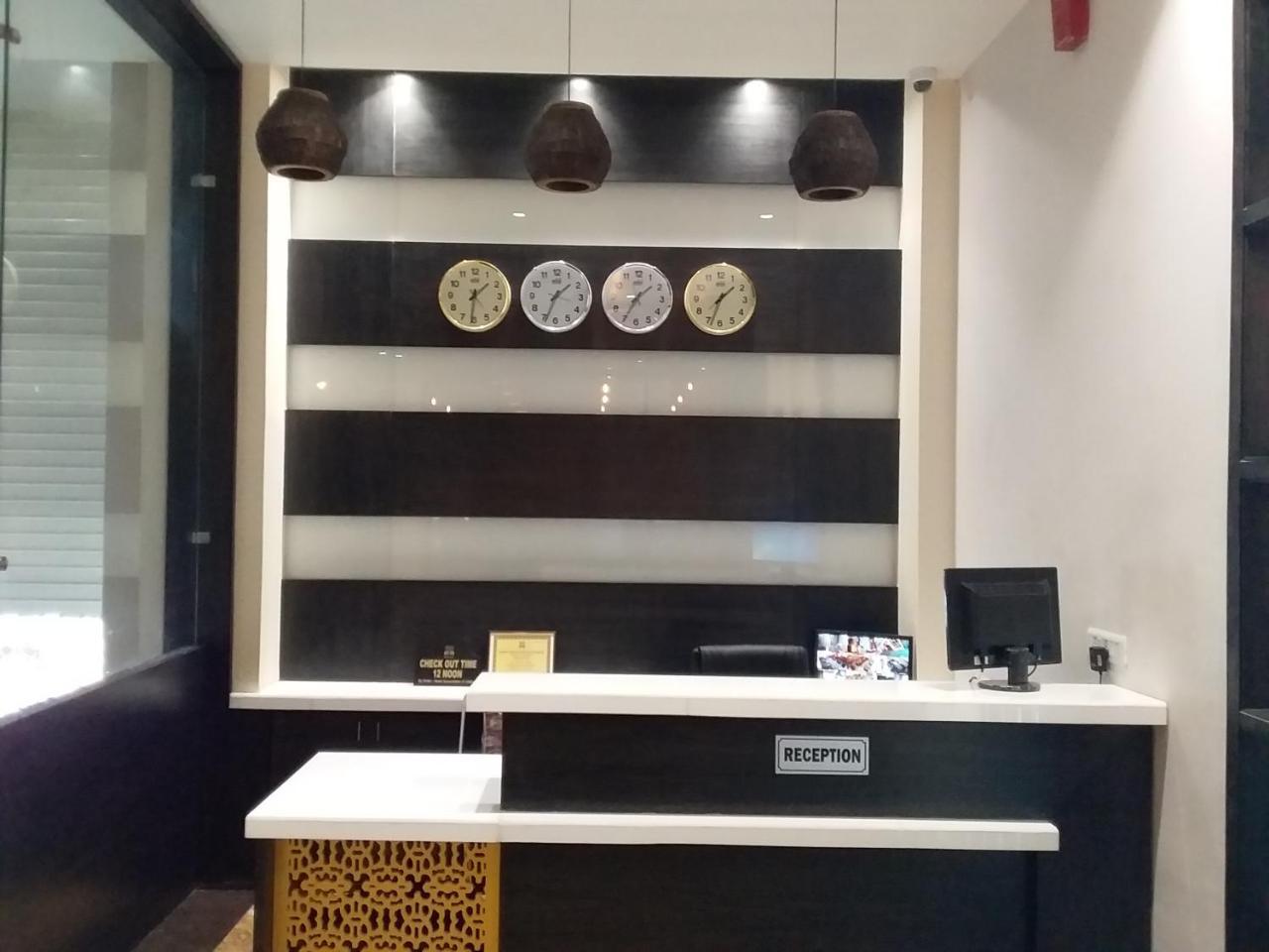 Hotel Rr 62-Jaipur City Centre Hotel Екстер'єр фото