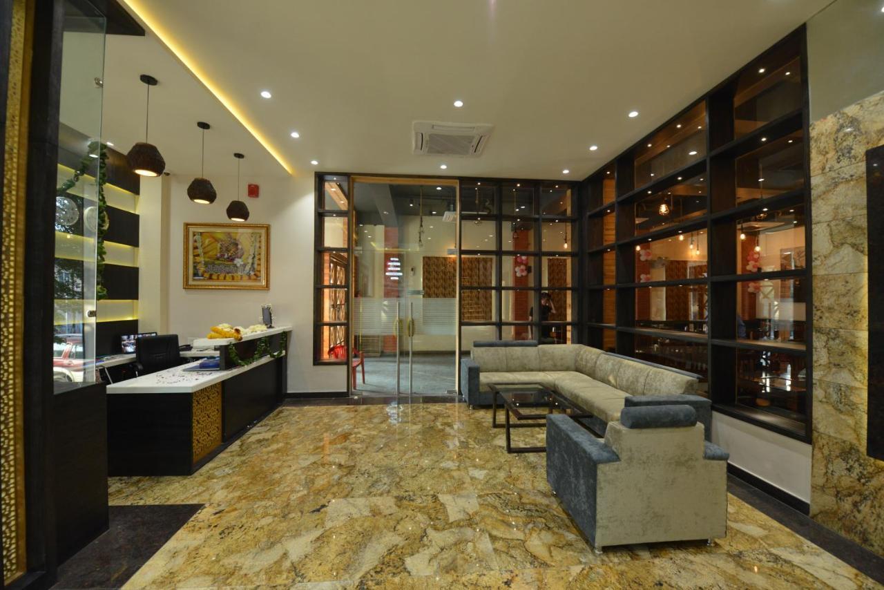 Hotel Rr 62-Jaipur City Centre Hotel Екстер'єр фото